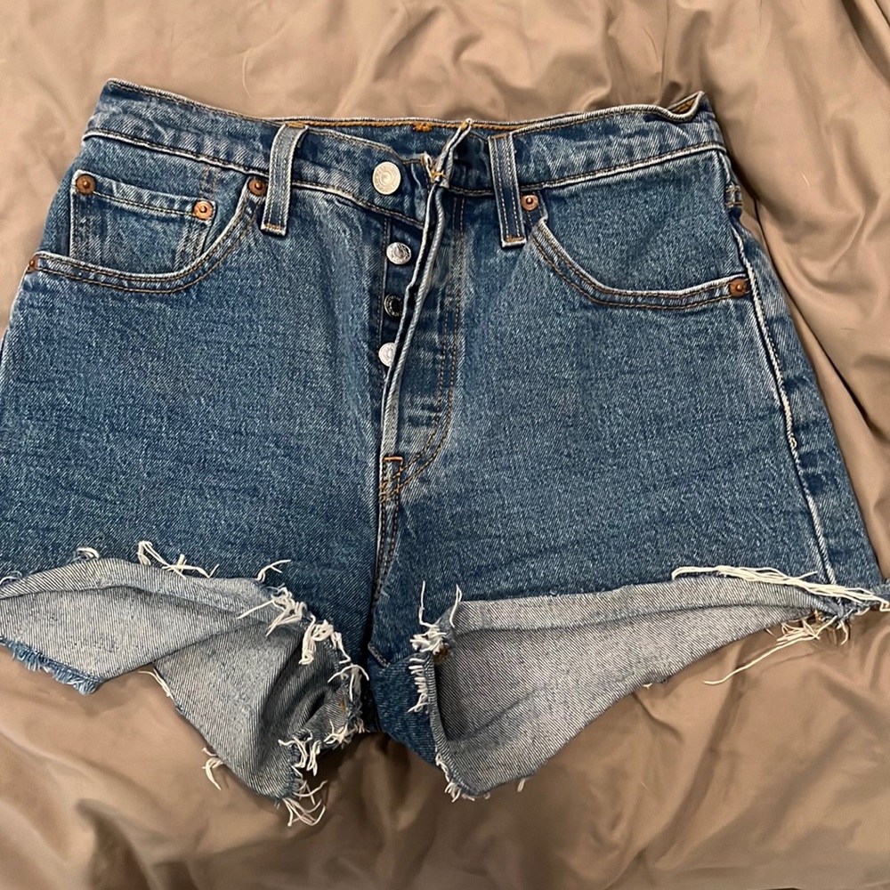 Levi’s high waisted shorts